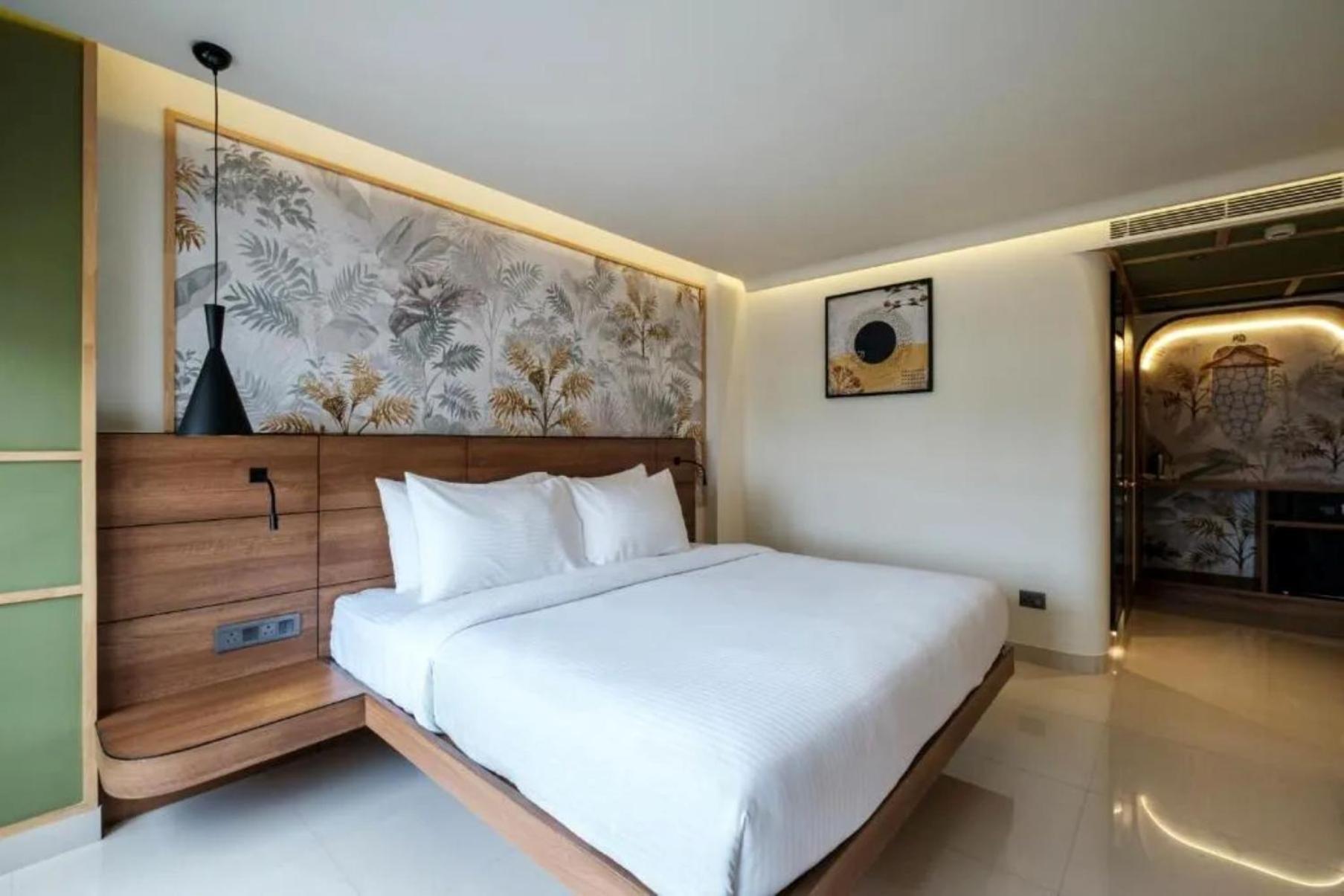 Hotel The Tark Delhi